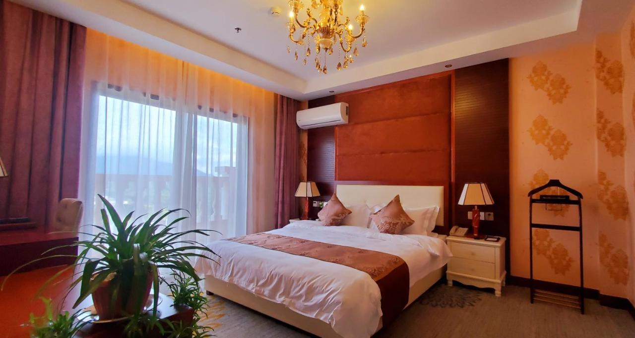 Golden Peacock Hotel Blantyre Eksteriør bilde