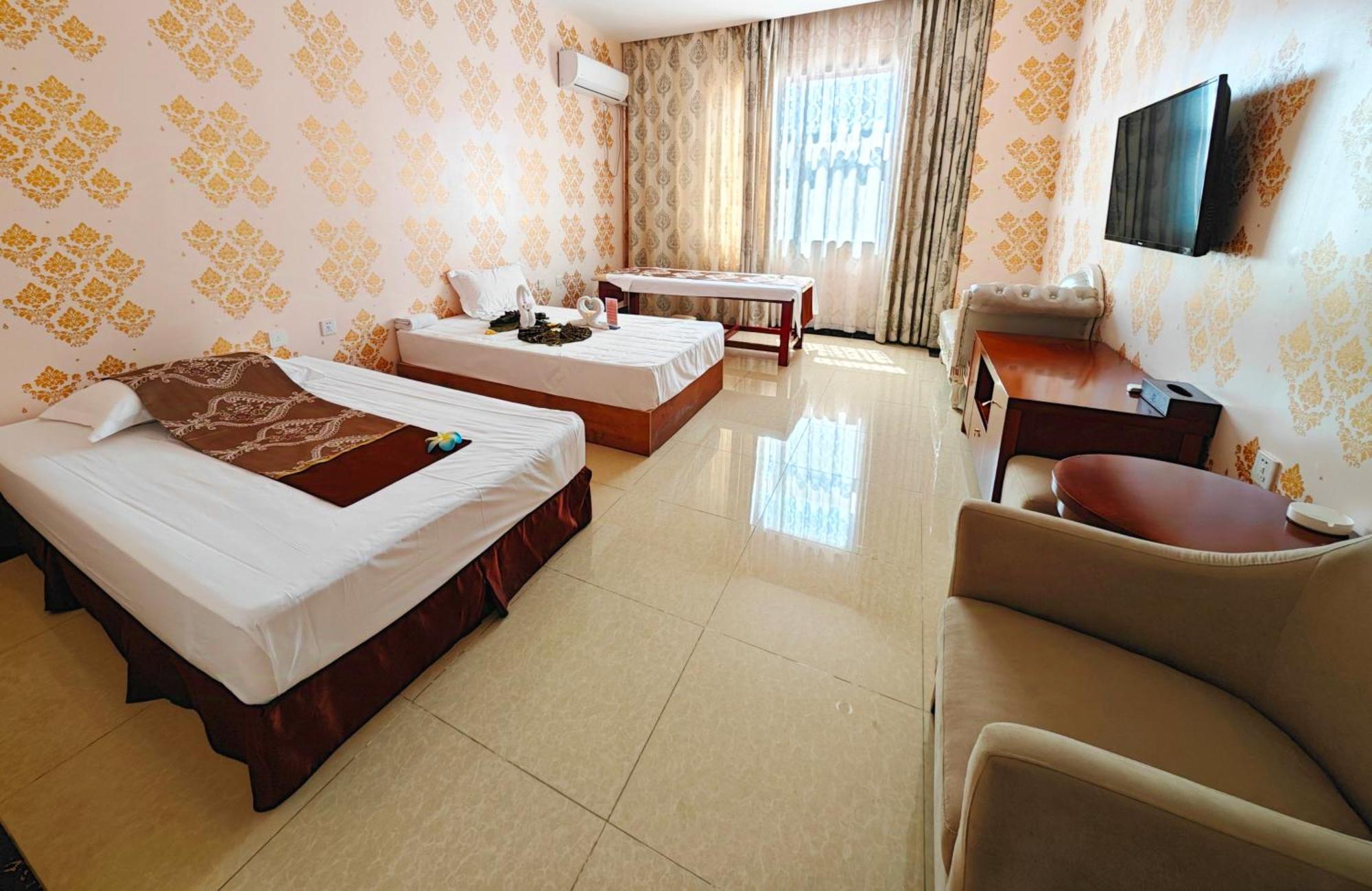 Golden Peacock Hotel Blantyre Eksteriør bilde